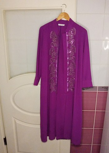 Mor Nakışlı Uzun Kadın Elbise - Görsel 2