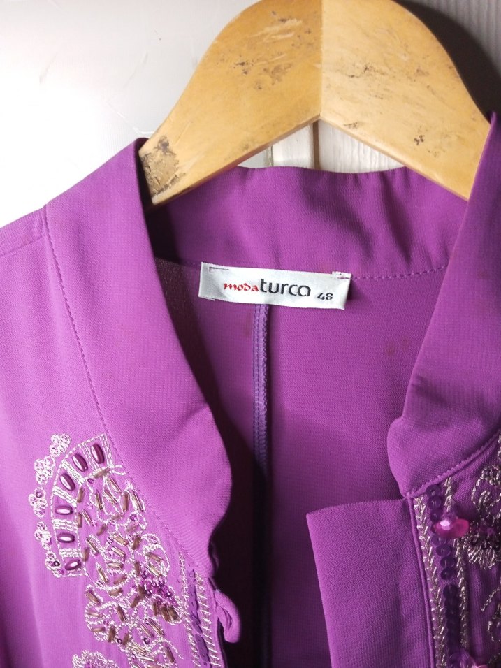 Mor Nakışlı Uzun Kadın Elbise - Görsel 3