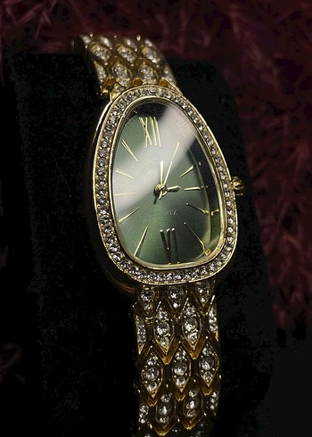 Kadın Taşlı Saat GOLD - Görsel 3