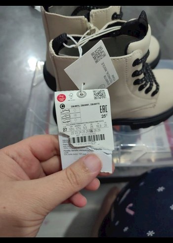 Kız çocuk zara bot - Görsel 3