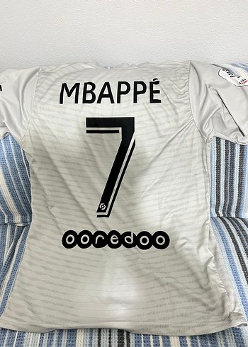 Gri Kısa Kollu Baskılı Forma - Görsel 3