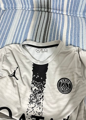 Gri Kısa Kollu Baskılı Forma - Görsel 2