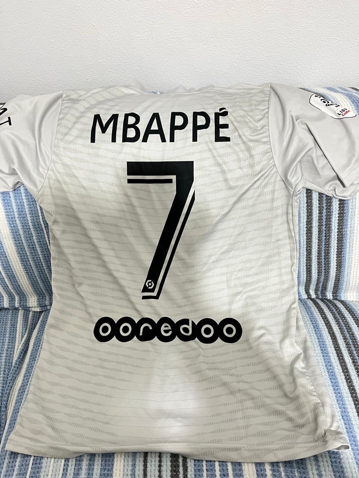 Gri Kısa Kollu Baskılı Forma - Görsel 3