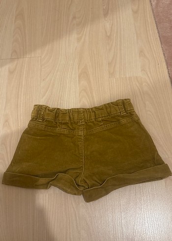 Kız Çocuk Hardal Süet Düğmeli Şort - Görsel 3