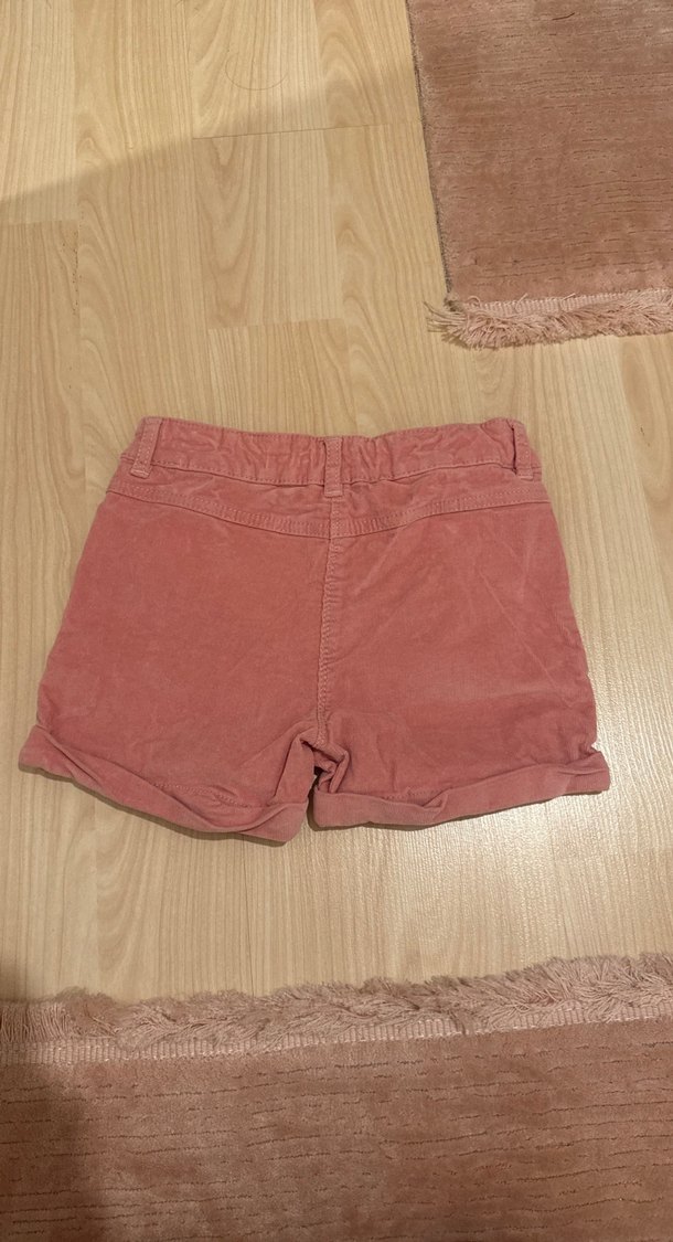 Düğmeli Pembe Süet Kız Şort - Görsel 2