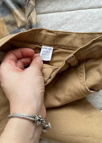 Kahverengi Gömlek ve Pantolon Bebek Takımı - Görsel 4