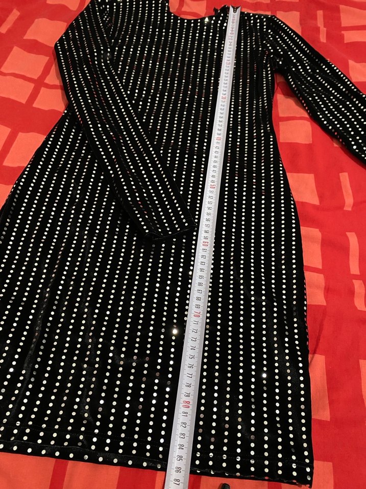 Uzun Kollu Siyah Puantiyeli Payetli Gece Elbisesi Kadife - Görsel 4