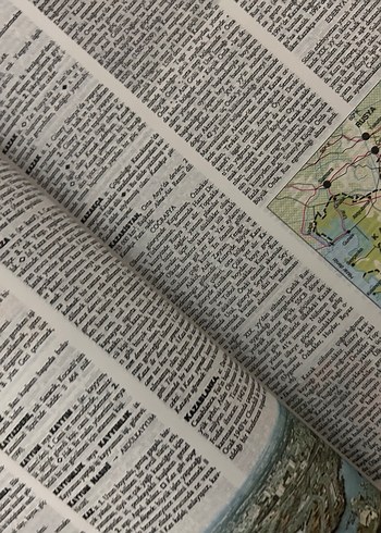 Dictionnaire Larousse  4 Cilt (Temiz, Kapaklarda Yıpranma Var) - Görsel 3