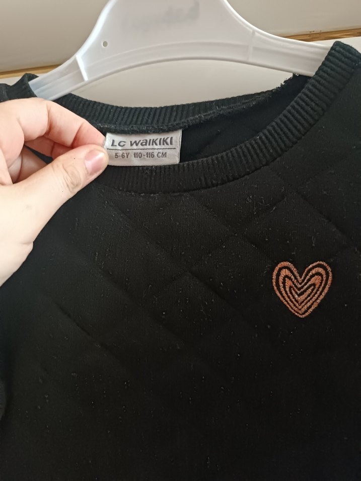 Siyah Nakışlı Uzun Kollu Kız Elbisesi - Görsel 3