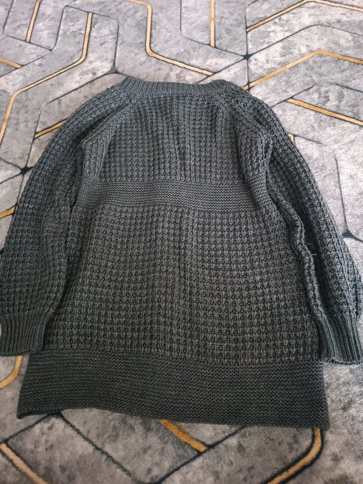 Gri Örgü Kız Hırka Nakışlı - Görsel 2