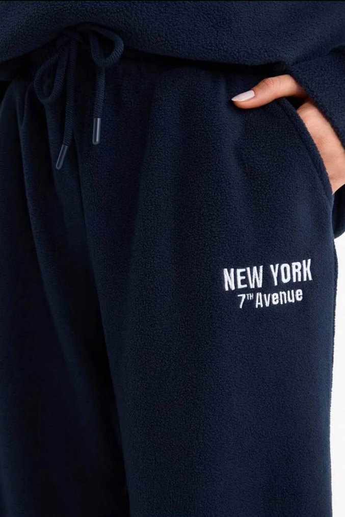 Lacivert Yüksek Yakalı Kadın Eşofman Takımı - Görsel 3