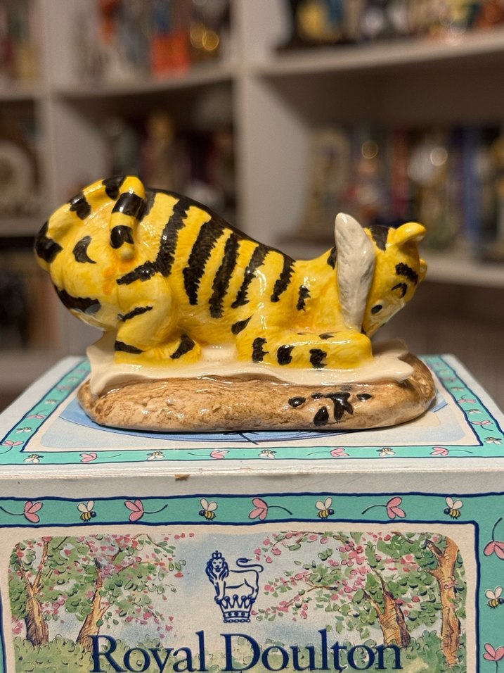 Royal Doulton x Disney Winnie-the-Pooh Biblo - Görsel 3