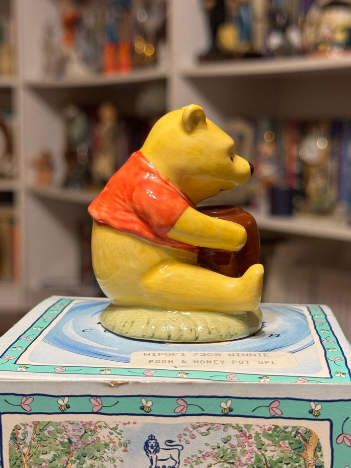 Royal Doulton x Disney Winnie-the-Pooh Biblo - Görsel 5