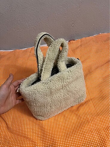 Peluş çanta