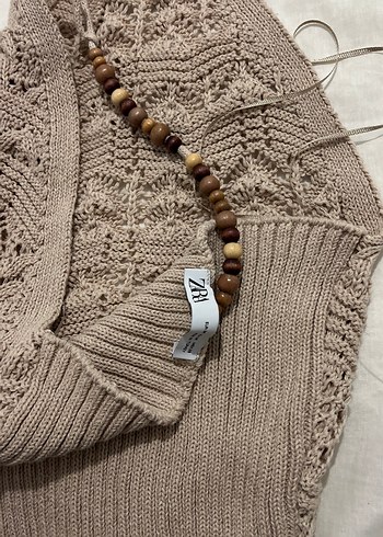 Bohem Tarzı Bej Örgü Kolsuz Kazak - Görsel 3