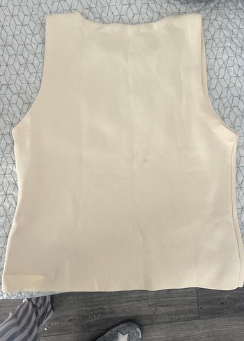 Dantel İşlemeli Beyaz Kolsuz Mini Bluz - Görsel 2