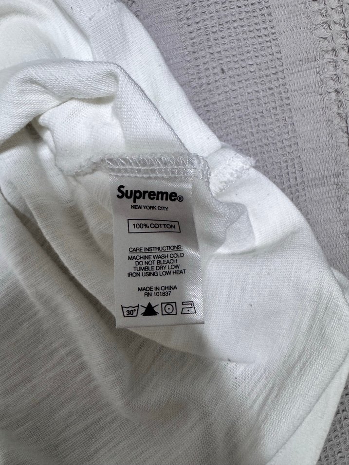 Supreme tişört orijinal - Görsel 3