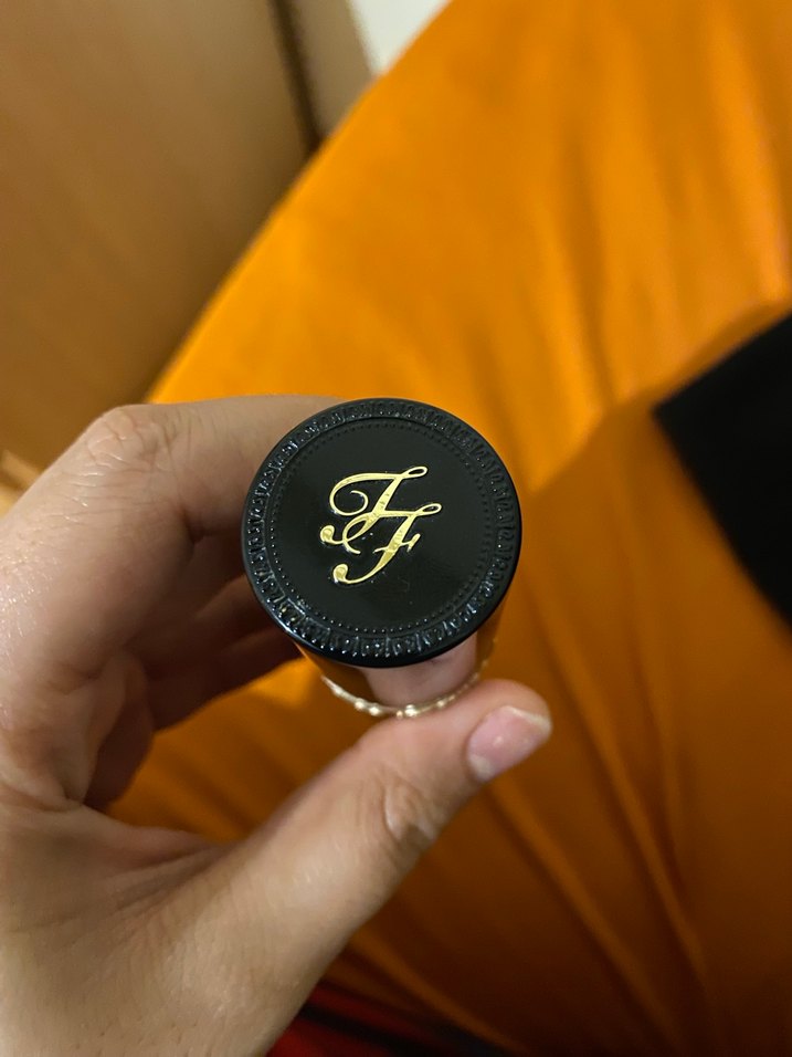 Too Faced Kapatıcı - Görsel 4