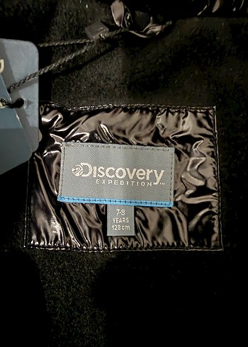 Siyah Parlak Kapüşonlu Erkek Çocuk Mont - Görsel 2