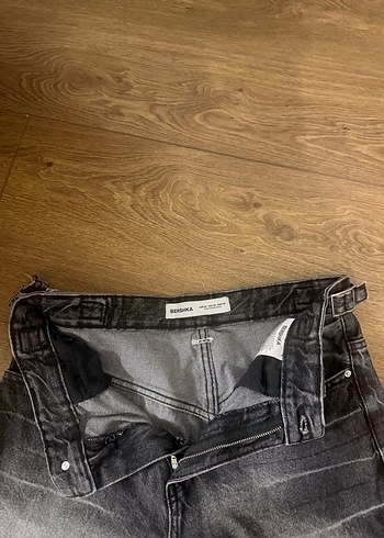 Kemerli Siyah Bol Kesim Midi Kot Pantolon - Görsel 6