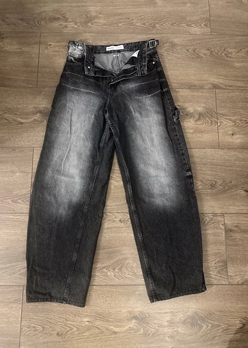 Kemerli Siyah Bol Kesim Midi Kot Pantolon - Görsel 3