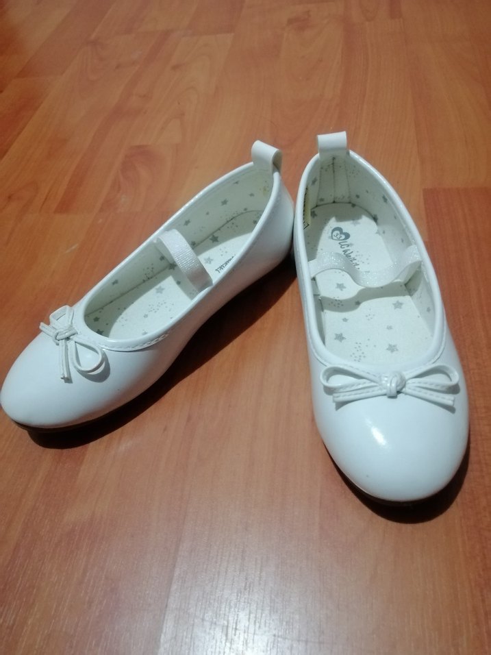 Kız Çocuk Beyaz Fiyonk Detaylı Babet 33 numara - Görsel 3