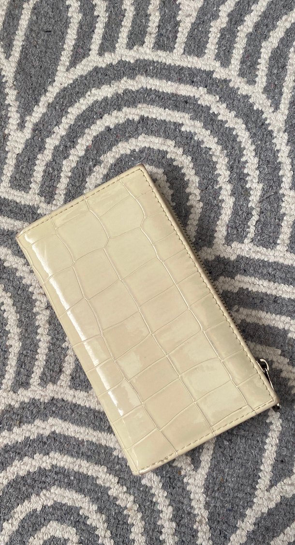 Beyaz Deri Kadın Cüzdanı - Fermuarlı, Yılan Desenli - Görsel 3