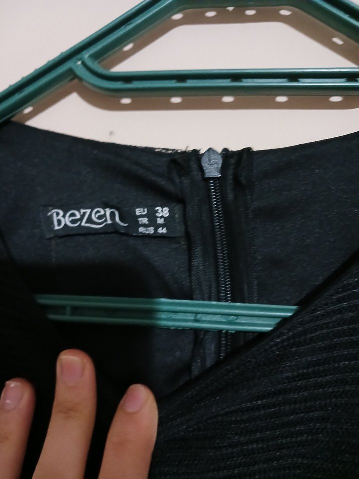 Siyah Uzun Kollu Gotik Keten Elbise - Görsel 4