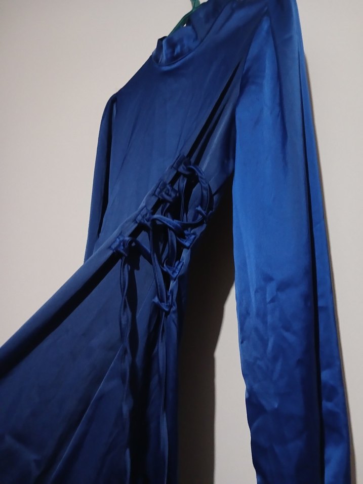 Uzun Kollu Lacivert Saten Uzun Elbise - Görsel 3