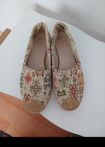 Nakışlı ve Boncuk Detaylı Bej Kadın Espadril - Görsel 3