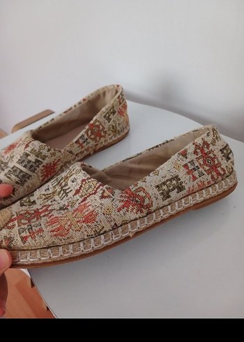 Nakışlı ve Boncuk Detaylı Bej Kadın Espadril - Görsel 4