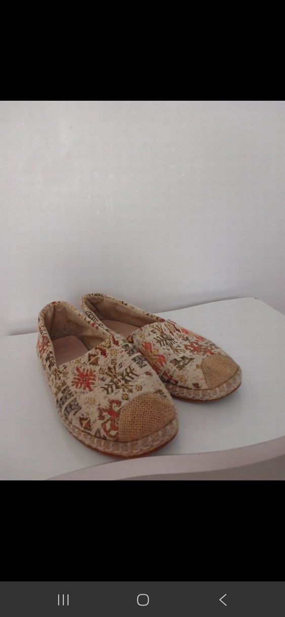 Nakışlı ve Boncuk Detaylı Bej Kadın Espadril - Görsel 2