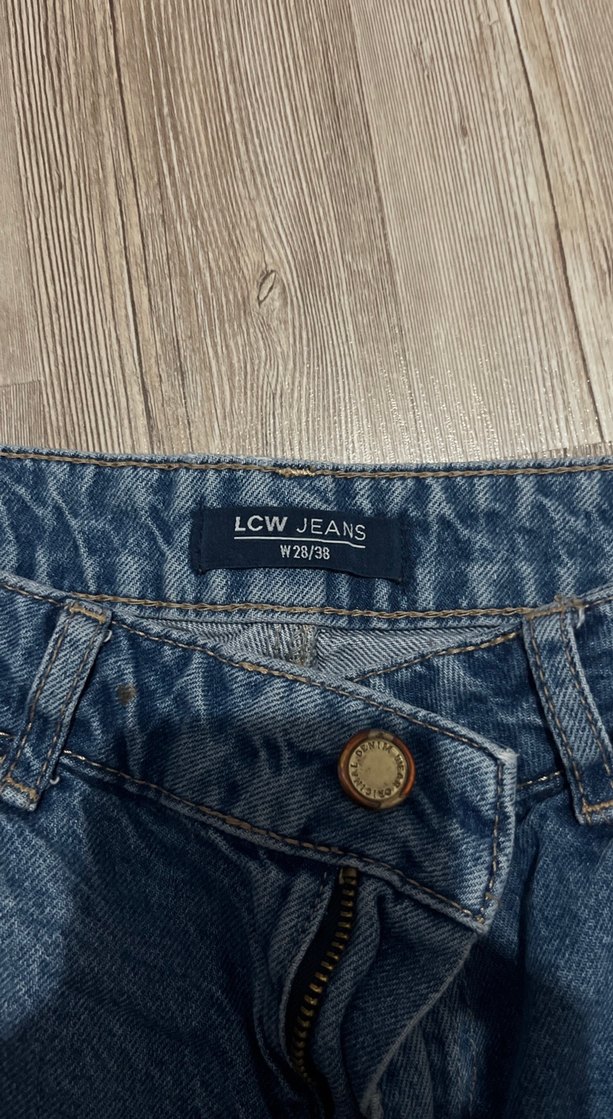 Kadın Mavi Bol Kesim Kot Pantolon - Görsel 3