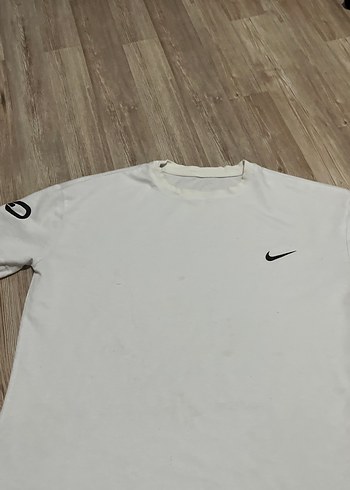 Nike l