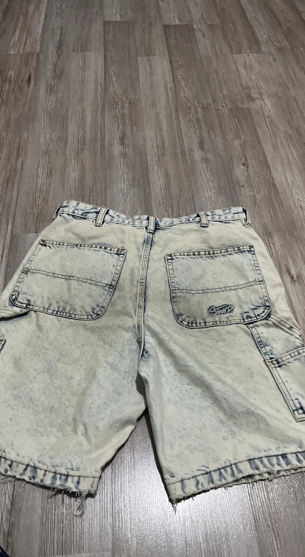 Gri Batik Desenli Erkek Şort - Görsel 2