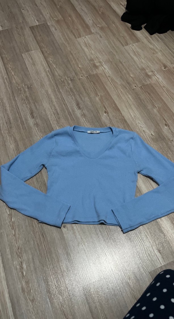 Mavi V Yakalı Uzun Kollu Kadın Triko - Görsel 2