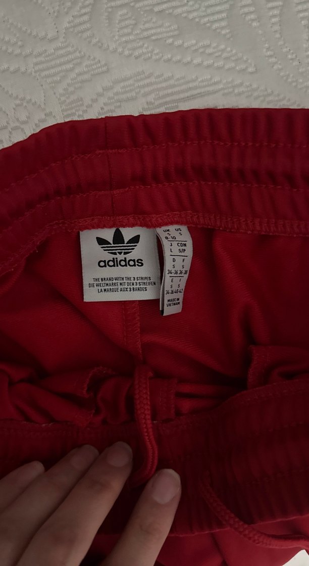 Adidas Kırmızı Düğmeli Çizgili Kadın Eşofman - Görsel 4
