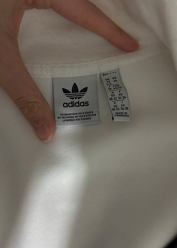 Kadın Beyaz Fermuarlı Kısa Sweatshirt - Görsel 3