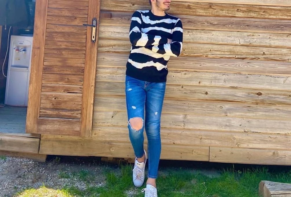 Kadın Mavi Yırtık Detaylı Midi Boy Kot Pantolon - Görsel 2