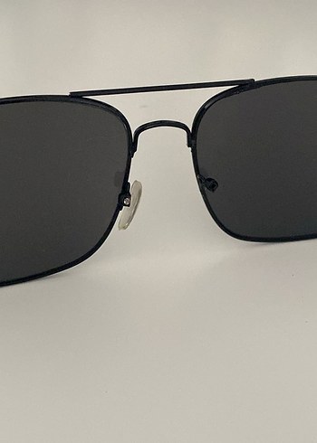 Siyah Minimalist Kadın Güneş Gözlüğü - Görsel 3