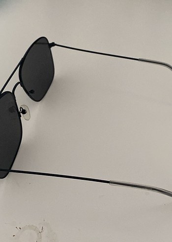 Siyah Minimalist Kadın Güneş Gözlüğü - Görsel 2