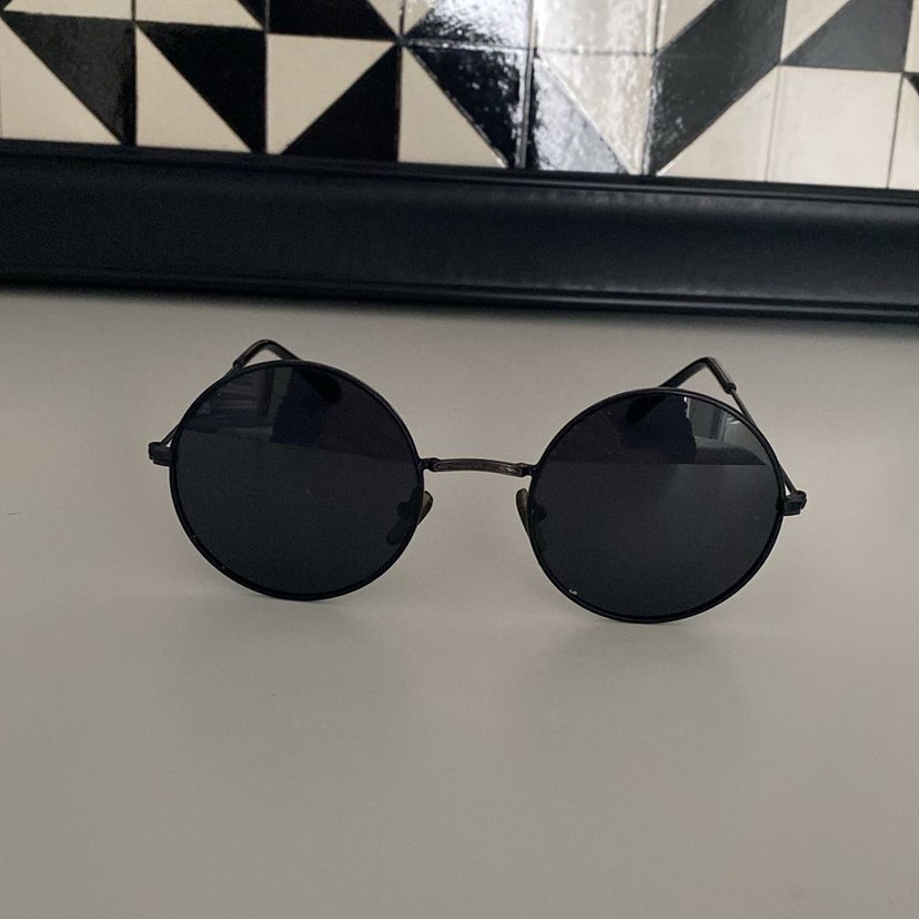 Siyah Minimalist Gotik Yuvarlak Güneş Gözlüğü - Görsel 3