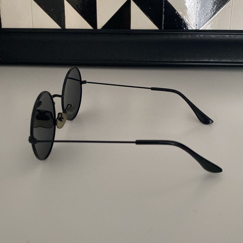 Siyah Minimalist Gotik Yuvarlak Güneş Gözlüğü - Görsel 2