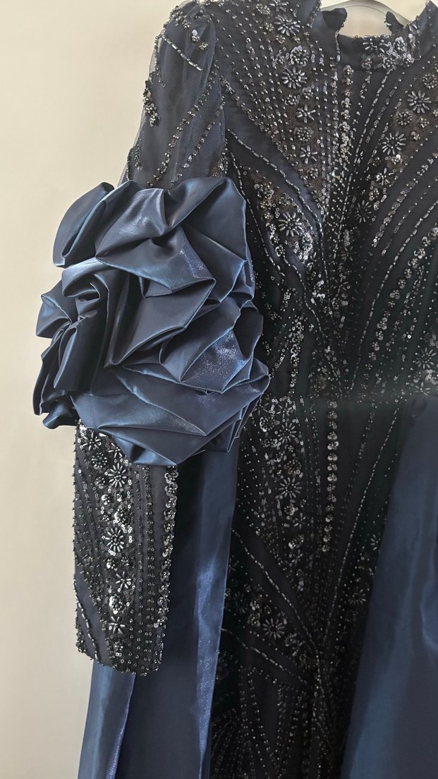 Lacivert Drapeli Uzun Kollu Kadın Abiye Elbise - Görsel 2