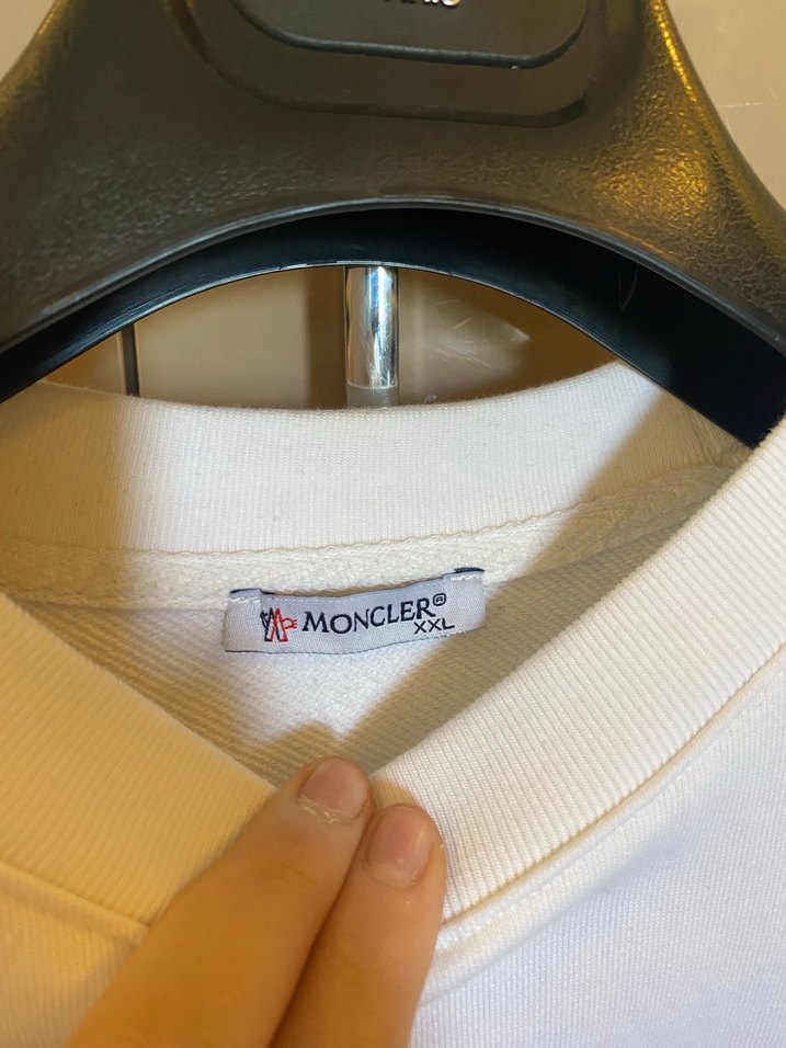 Moncler Beyaz Oversize Sweatshirt küçük kalıp replika - Görsel 3