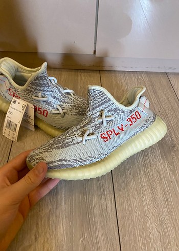 Yeezy Boost 350 V2 Blue Tint  Replika  36 Numara  Sıfır - Görsel 2