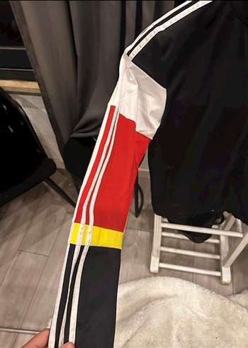 Siyah fermuarlı Adidas ceket - Görsel 2