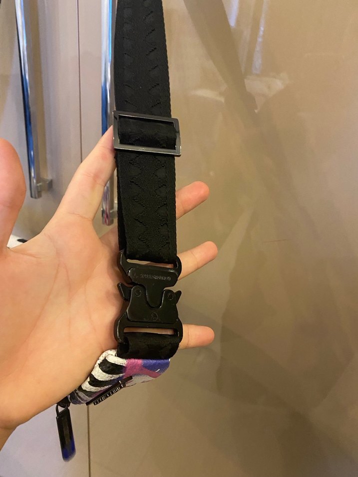 Orjinal sprayground bel çantası - Görsel 3