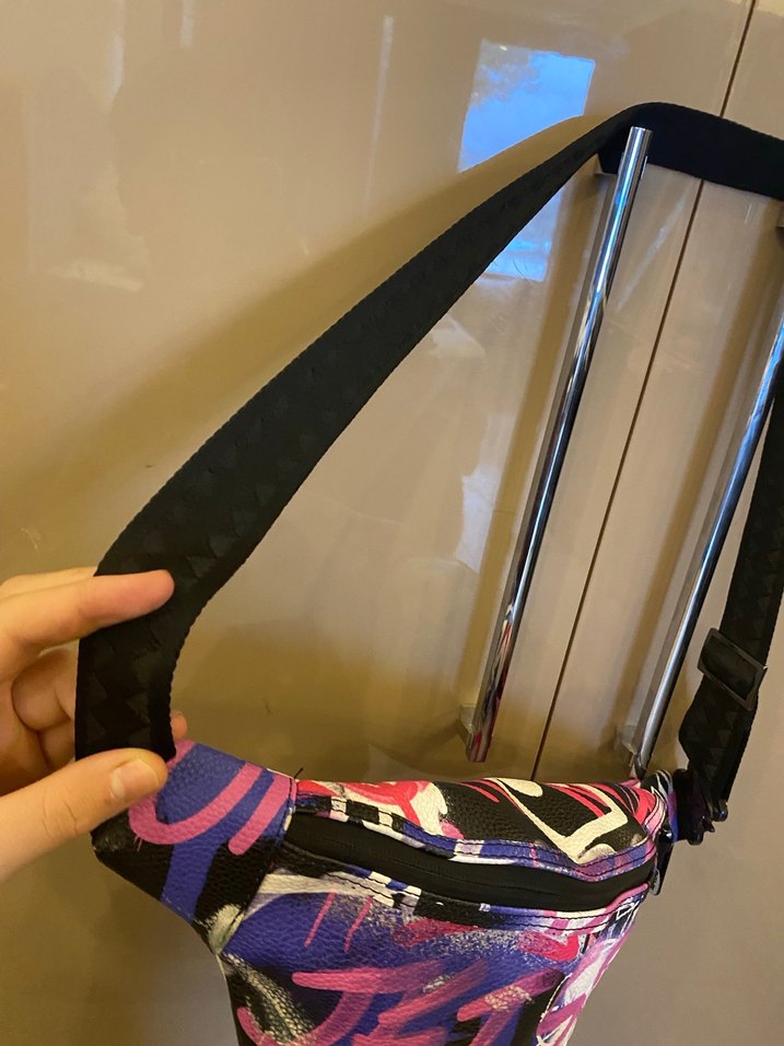 Orjinal sprayground bel çantası - Görsel 2