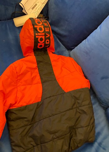 Kırmızı Siyah Kapüşonlu Erkek Çocuk Mont - Görsel 5